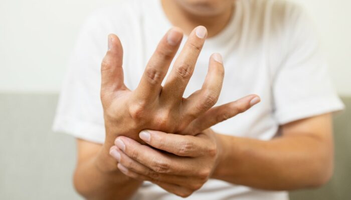 Causes and management options of hand tremors