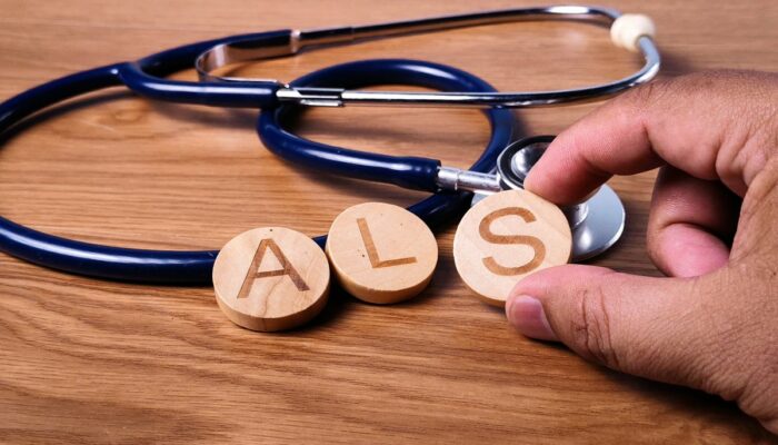 Initial warning signs of ALS in women